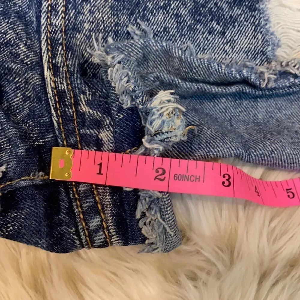 Acid Wash High Rise Jean Short Shorts F21 size 28